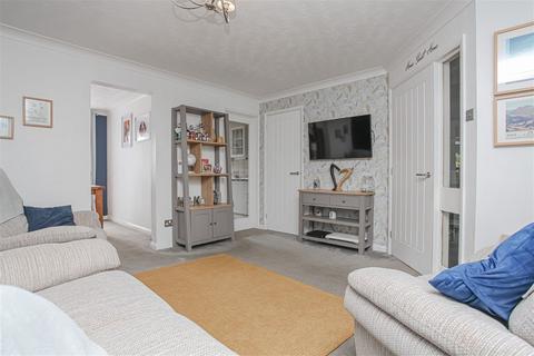 3 bedroom terraced house for sale, Ivatt Walk, Banbury, OX16 3WE