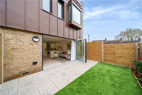 3 bedroom terraced house for sale, Verdant Mews, London