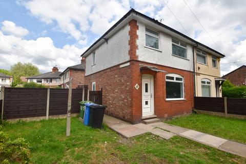 3 bedroom semi-detached house to rent, Granville Road, Urmston, M41