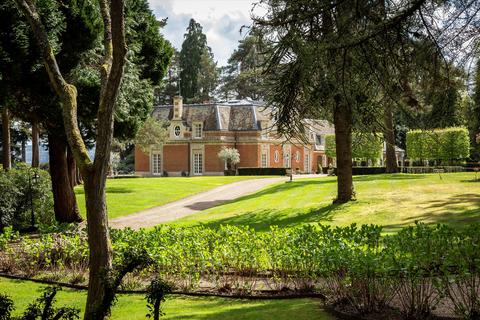 undefined, Tilford, Farnham, Surrey, GU10