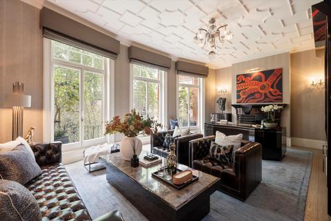 4 bedroom flat for sale, Mount Street, Mayfair, London, W1K