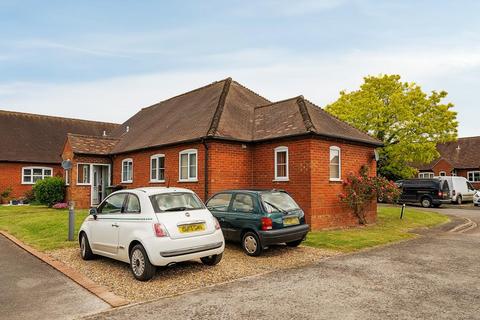 2 bedroom bungalow for sale, Thame,  Oxfordshire,  OX9