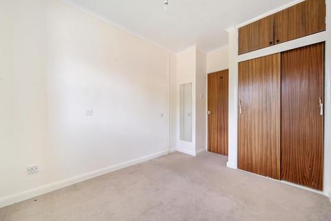 undefined, Thame,  Oxfordshire,  OX9