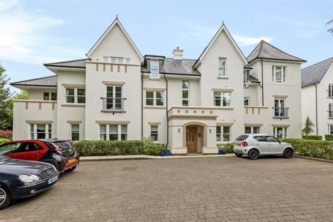 2 bedroom flat for sale, Wray Park Road, Reigate, Surrey, RH2