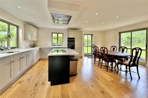 3 bedroom detached house to rent, Denham Lane, Chalfont St. Peter, Gerrards Cross, Buckinghamshire, SL9