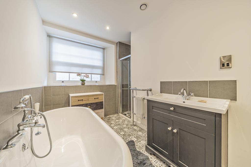 Ensuite Bathroom