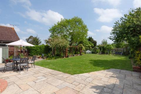 163 Chestfield Road, Chestfield, Whitstable, CT5 3LR
