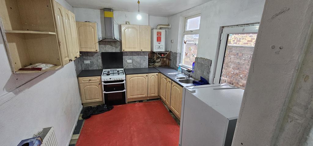 3 Bedroom House To Let In Gorton