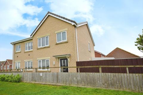 3 bedroom semi-detached house for sale, Braceby Road, Skegness PE25