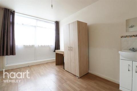 1 bedroom in a house share to rent, Wembley Park