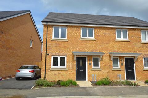 3 bedroom semi-detached house to rent, Hawksworth Gardens, Bourne, PE10