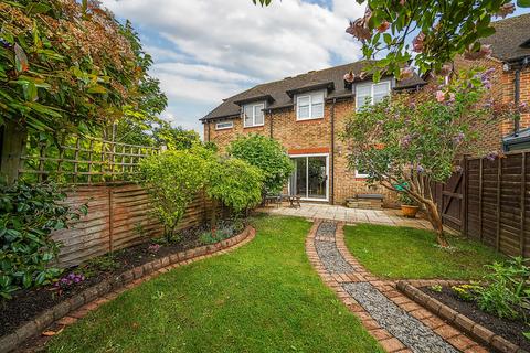 3 bedroom semi-detached house for sale, Orchard Close, Elstead, GU8