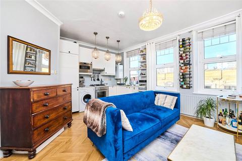 1 bedroom flat to rent, Queenstown Road, Battersea, SW8