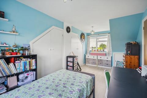 26 New Road, Bourne End, SL8 5BH
