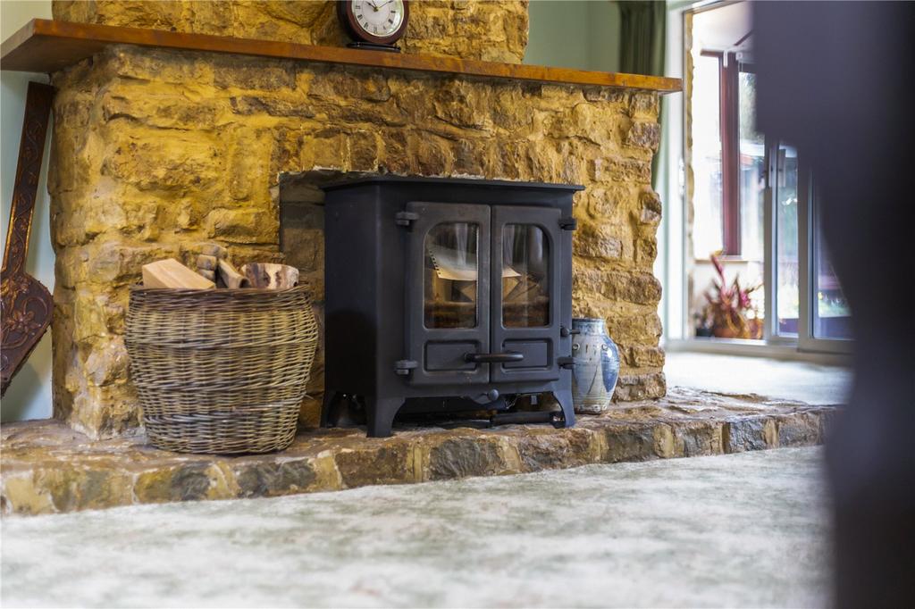 Feature Log Burner