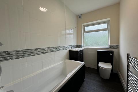 2 bedroom apartment to rent, Bath Road, Taplow, Buckinghamshire