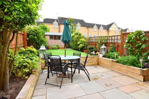 3 bedroom end of terrace house for sale, Swarcliffe Road, Harrogate