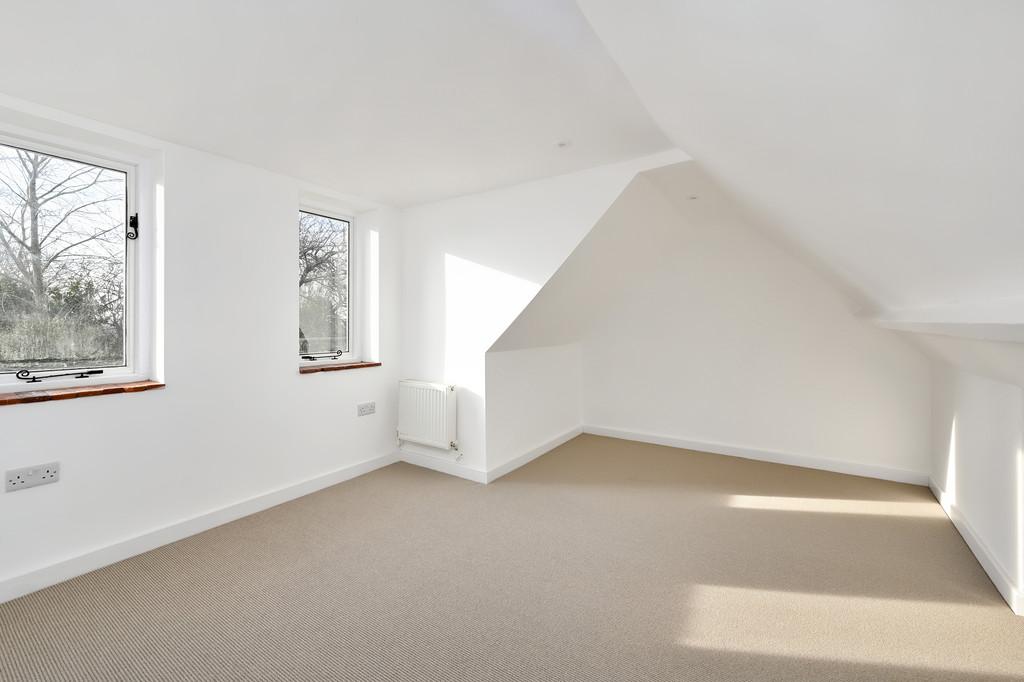 Swans-house-cottage-5-watchbell-street (2)