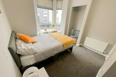 10 bedroom house share for sale