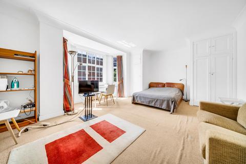 Studio for sale, Donovan Court, Chelsea SW10