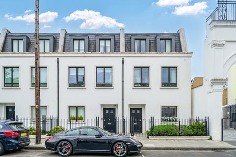 3 bedroom terraced house for sale, Farm Lane, Fulham SW6