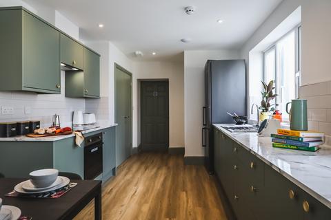 1 bedroom in a house share to rent, Ellenborough Crescent, Weston-super-Mare, Somerset
