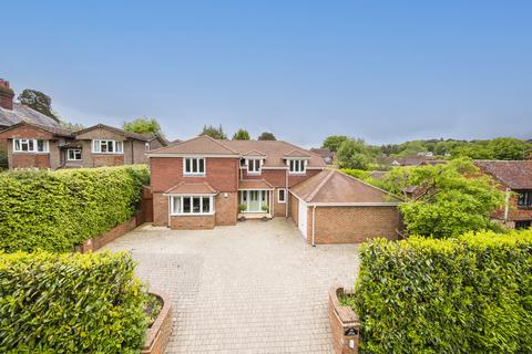 4 bedroom detached house for sale, Ghyll Road, Crowborough