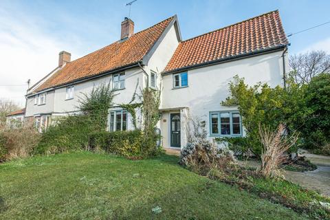 5 bedroom cottage for sale, The Street, Honingham, NR9