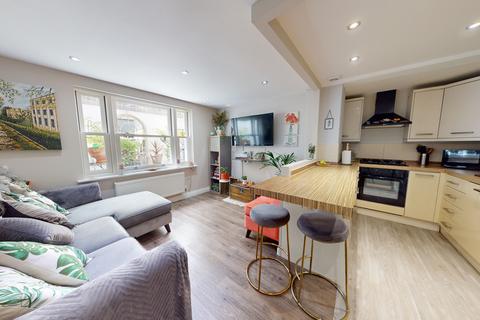 2 bedroom apartment for sale, St Philips Street, Cheltenham