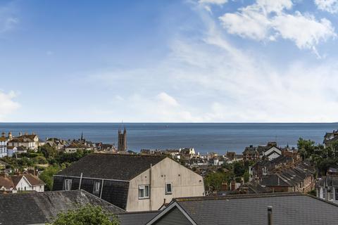 1 bedroom flat for sale, Ferndale Road, Teignmouth