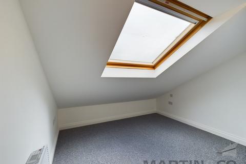 1 bedroom flat to rent, Park View, Bucknalls Close