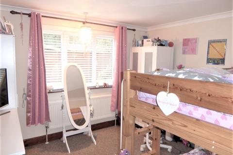 2 bedroom ground floor maisonette for sale, Westfield Road, Harpenden