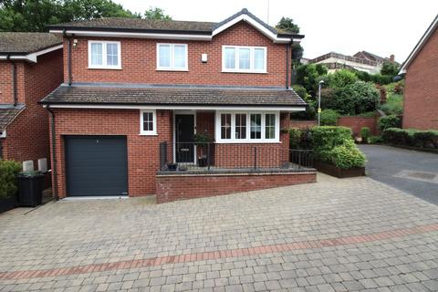 4 bedroom detached house for sale, Chester Road North, Kidderminster, DY10