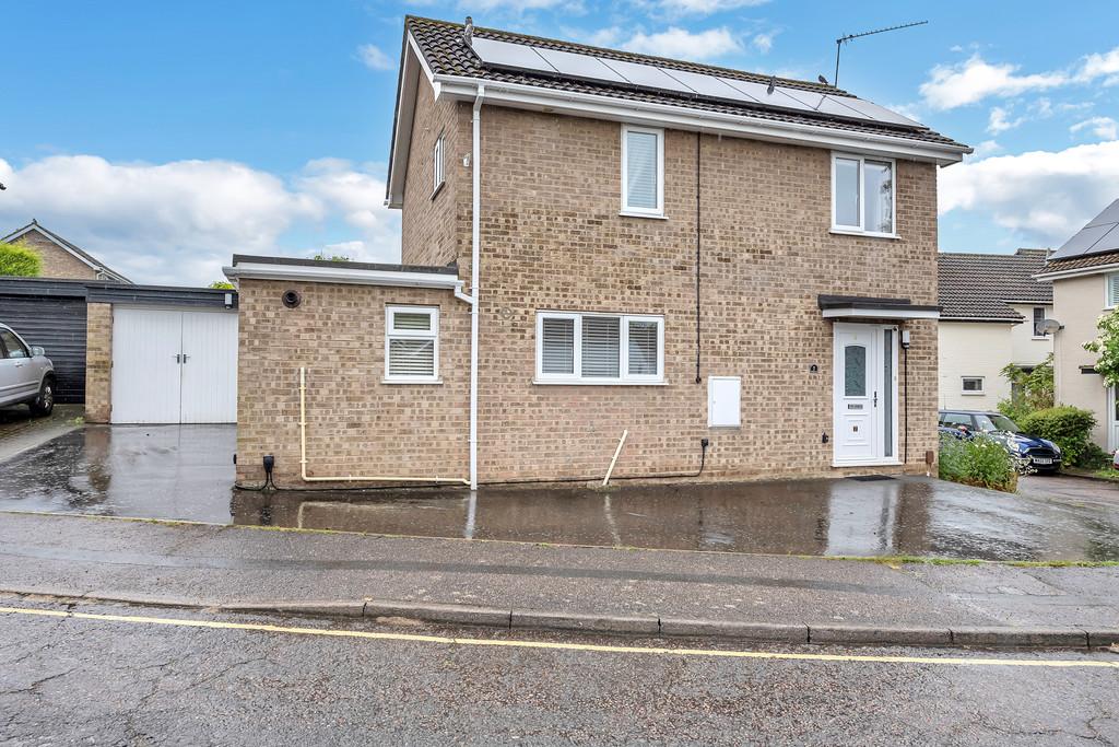 Chichester Close, Bury St. Edmunds 3 bed detached house for sale £465,000