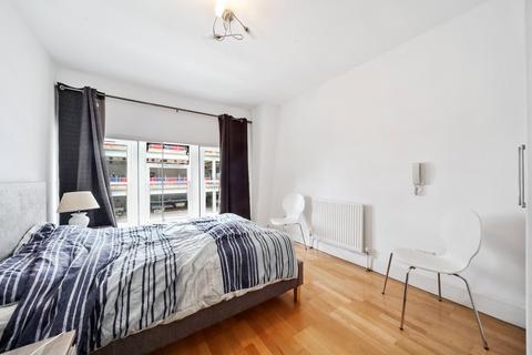1 bedroom flat to rent, Farringdon Road, London