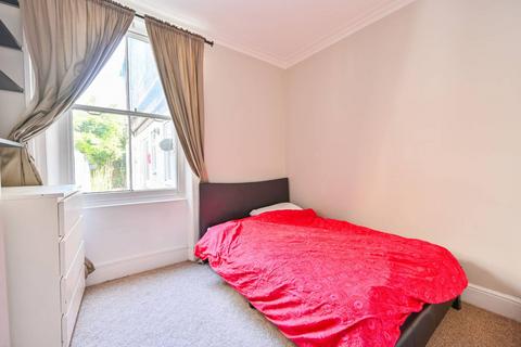3 bedroom flat for sale, Brook Drive, Kennington, London, SE11