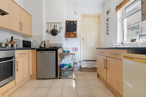 2 bedroom ground floor flat for sale, Corporation Road, Grangetown