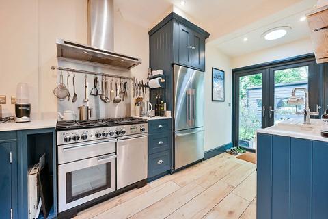 101 Wells House Road, London, NW10 6EA