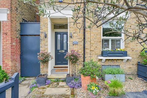 101 Wells House Road, London, NW10 6EA