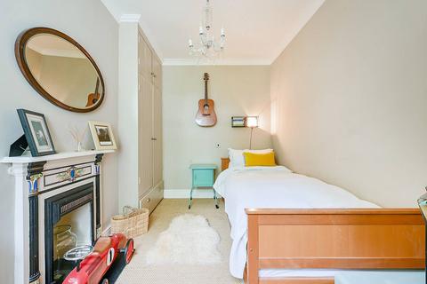 101 Wells House Road, London, NW10 6EA