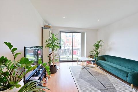 2 bedroom flat to rent, Worple Road, Wimbledon, London, SW19