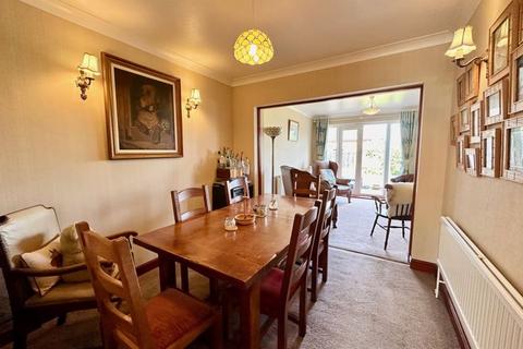 124 Glenhurst Avenue, Bexley, DA5 3QN