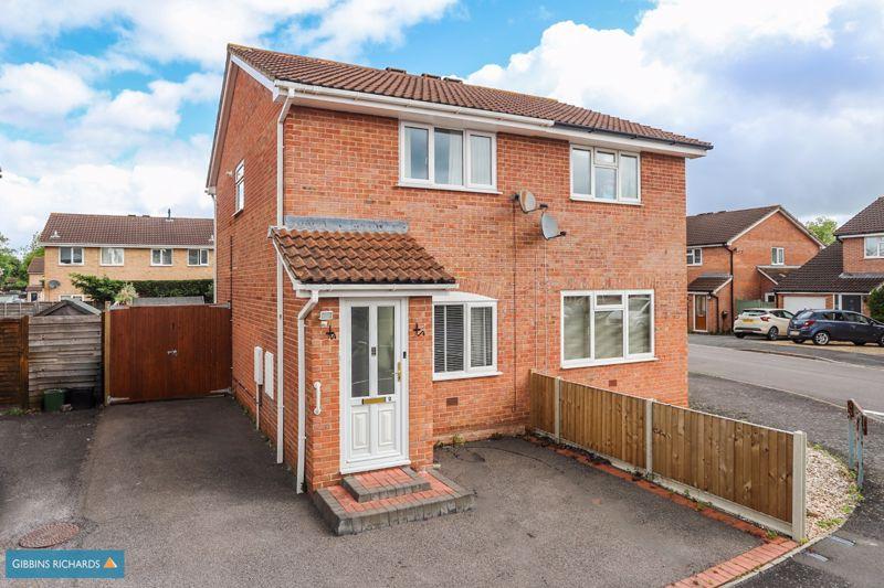 KENWYN CLOSE no onward chain 2 bed semidetached house for sale £