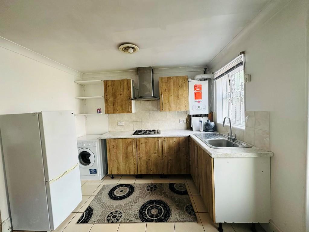 43 Christchurch road, Kithcen