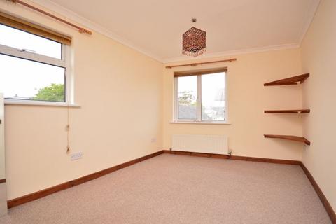 3 bedroom end of terrace house to rent, St. Austell Street, Newquay TR8