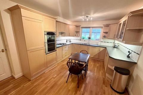 2 bedroom ground floor flat for sale, Skircoat Lodge, Skircoat Green, Halifax