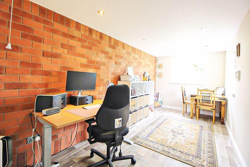 Dining room/office