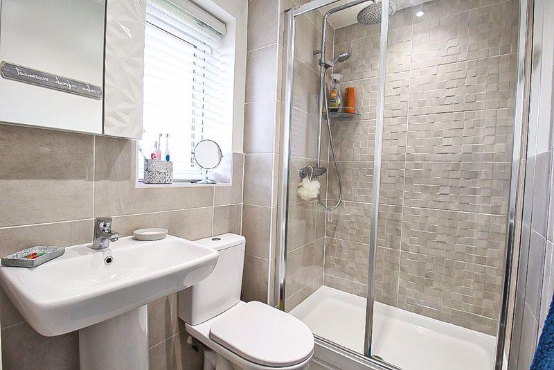 Ensuite shower room