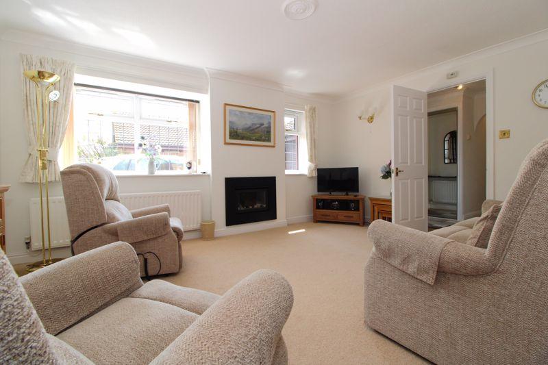 Stonnall Gate, Aldridge, WS9 8HU 3 bed bungalow £430,000