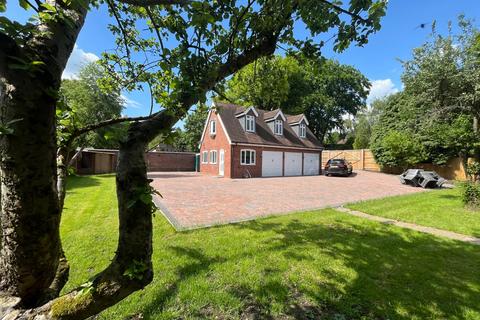 6 bedroom house to rent, Streetsbrook Road & The Coach House, Solihull, West Midlands, B91